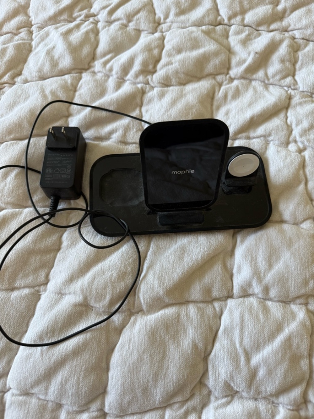 Mophie 3-in-1 Charging Stand